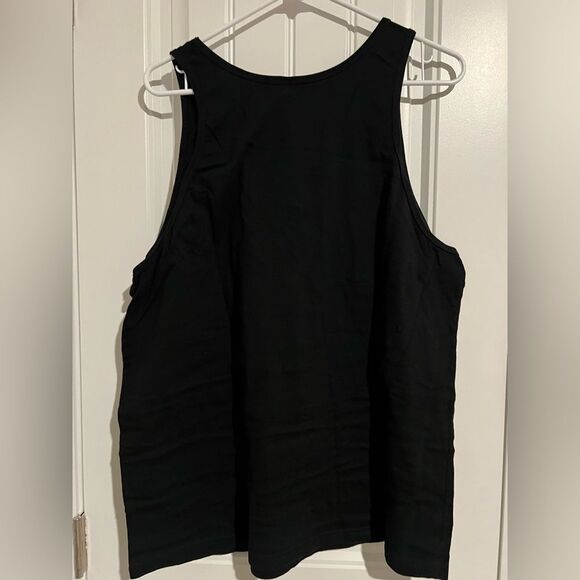 Dragon Ball Z ‘Train Insaiyan' Graphic Tank Top - Picture 4 of 5